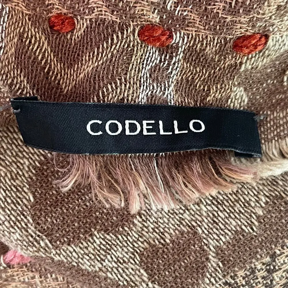 Codello Tan Heart Print Large Rectangular Scarf 72
